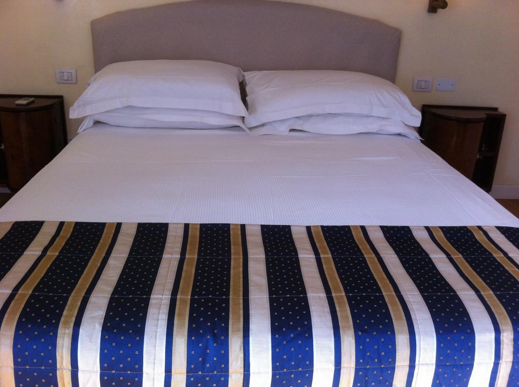 Ariberto21 Hotel มิลาน ภายนอก รูปภาพ